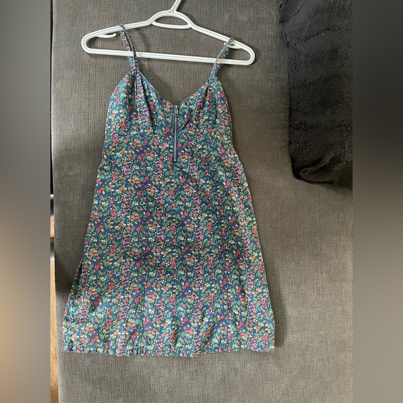 Garage Dresses & Skirts - Floral dress
